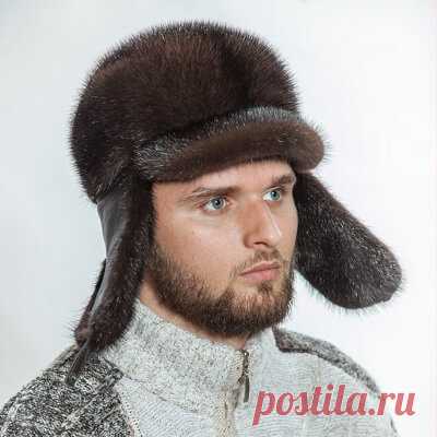 Шапка-ушанка
«Альберт»
Откидные «уши» хорошо сохраняют тепло, а благодаря специальному регулятору размера, шапка "Альберт" плотно прилегает к голове. Модель выполнена из меха норки с оформлением из натуральной кожи.