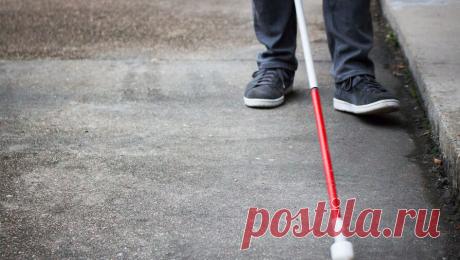 Депутат Госдумы рассказал о трудностях незрячих россиян. Незрячим россиянам стало сложнее передвигаться по улицам Москвы — вдоль тротуаров больше нет ограждений, служивших ориентиром. Об этом рассказал в беседе с "Газетой.Ru" депутат Госдумы, вице-президент Всероссийского ...