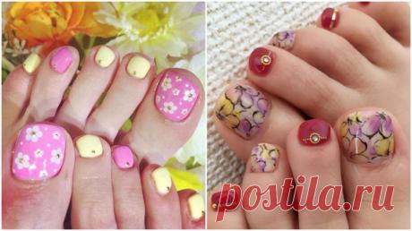 Педикюр: модный дизайн ногтей на ногах 2020 Ухоженность и эстетика – главенствующие составные красоты женского тела. Даже самая модная и дорогая открытая обувь на ногах потеряют смысл на неухоженных ступнях. А женские ножки с педикюром привлекательны и нежны даже в домашних шлепках или вовсе босиком. Коллектив женского журнала Nail-Trend, специализирующегося и отслеживающего модные тенденции в дизайне ногтей, подобрал для нашей аудитории материал, […]