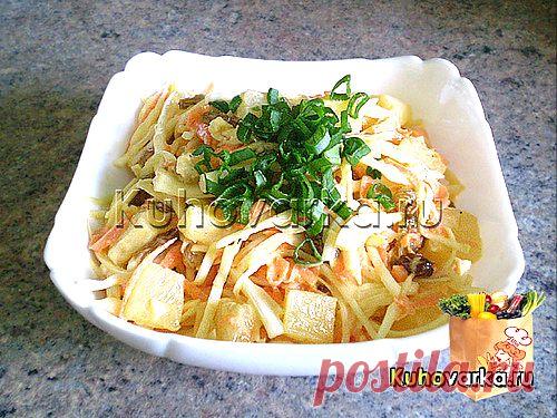 Капустный гавайский салат
350 грамм капусты
50 грамм изюма
200 грамм консервированного  ананаса
100 грамм моркови
50 мл 30% жирности майонеза
1 чайная ложка бальзамического уксуса
зелень (луковое перо или укроп)
чёрный молотый перец
щепотка соли