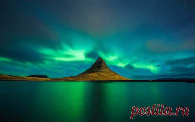 Картинки сландия, reflection, kirkjufell, iceland, aurora borealis на рабочий стол 95945