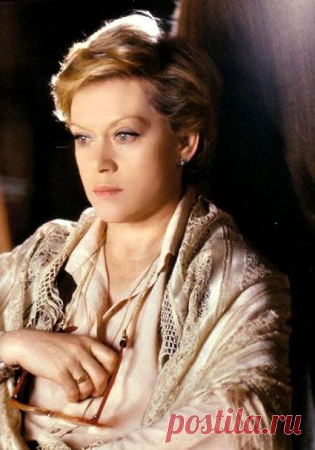 Алиса Фрейндлих  |  Ирина Цветкова / Актрисы