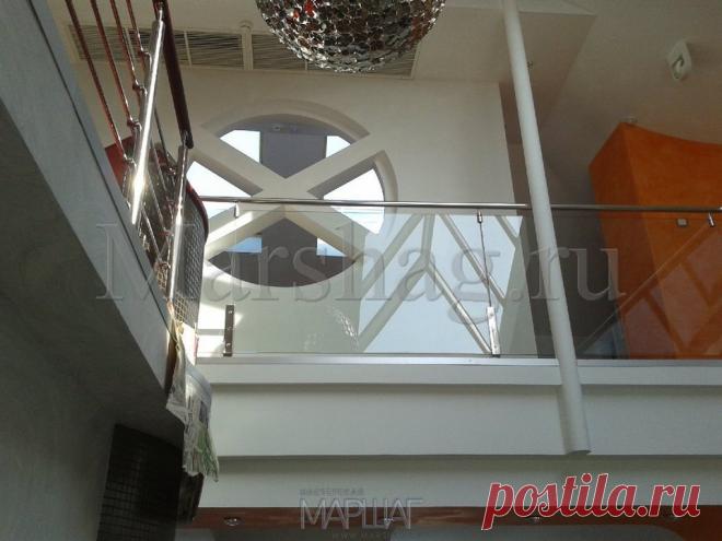 Лестницы, ограждения, перила из стекла, дерева, металла Маршаг – Ограждение самонесущее