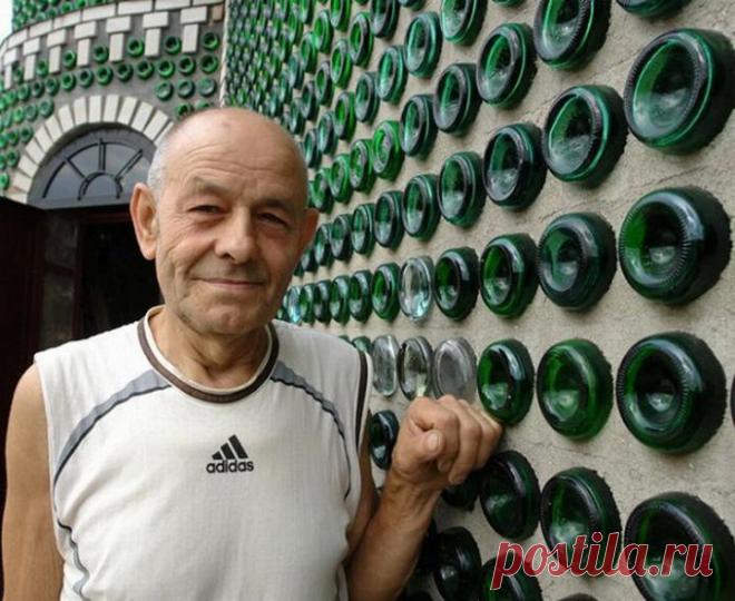 Бутылочный дворец Владимира Сысы