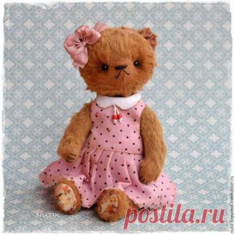 ПОЛЕЗНЫЕ ССЫЛКИ , ВЫКРОЙКИ и МК | Linen Elf Workshop
платье для медвежонка мк в картинках автор указан на картинках\