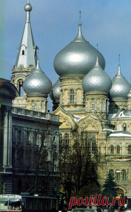 St. Panteleimon's Church in Odesa, Ukraine.  • Всемирный каталог идей