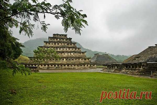 Великая и прекрасная Мексика — это колыбель самых древних цивилизаций, страна тайн, подарившая миру первых астрономов и математиков, родная земля майя, ацтеков и других древнейших цивилизаций.!