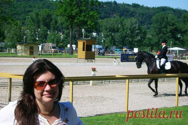 Прогулки по Праге на общественном транспорте и пешком без проф.экскурсий, но с рассказами, показами, фотосессией и ответами на все вопросы - 20 евро/час с чел. либо 100 евро/день за компанию от 2 человек: встреча и проводы к Вам в отель, квитанция об оплате перед выездом на прогулку.