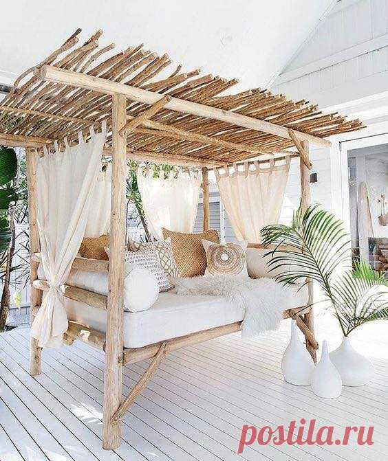 (1) Farm Chic - Home