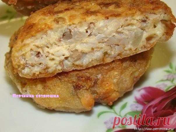 Попробуйте пожарить котлеты из гречки и сыра - очень вкусно!!