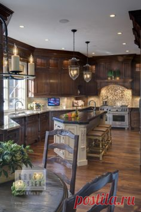 Traditional Kitchen Design by Drury Design Kitchen &…