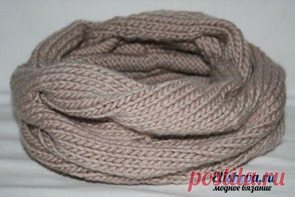 Ультрамодный шарф снуд