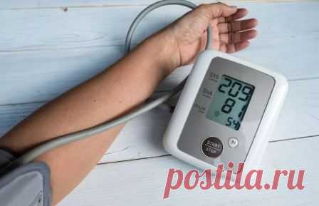 Таблетки Трипликсам, инструкция по применению, аналоги Таблетки Трипликсам от давления, инструкция по применению при высоком АД, аналоги. Как принимать препарат Трипликсам, показания и противопоказания, побочные эффекты.