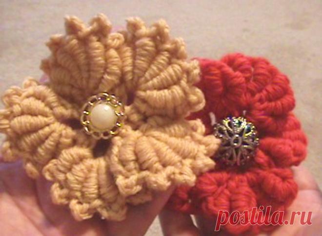 Почтовый столбик: цветок и кайма. Схемы + видео