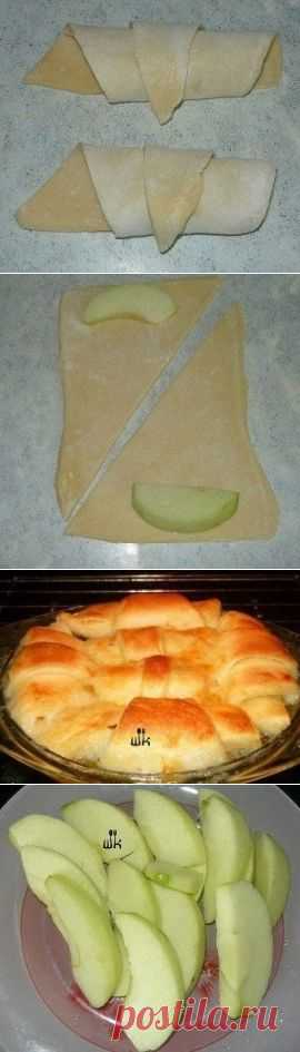 Слойки с яблоками