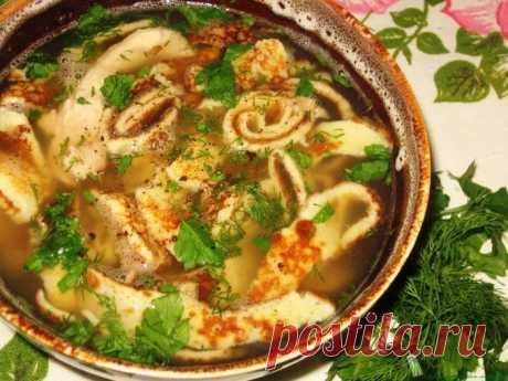 Чешский «Панадель» 



 
ИНГРЕДИЕНТЫ (на 3 порции)
Для бульона:
Мясокостная говядина (у меня хороший кусок говяжьей грудинки) – 750 г (500 г мяса и 250 г костей)Лавровый лист – 2-3 шт.Перец черный горошком – 6-8 шт.Лук …