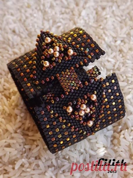 Lilith Gyöngyékszerek: Minikockás... | Peyote stitch
