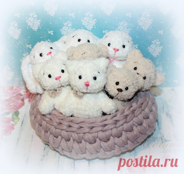 Малыши-зверюшки котик, зайка и мишка по одной схеме, вязание крючком, описание в PDF Схема вязания 