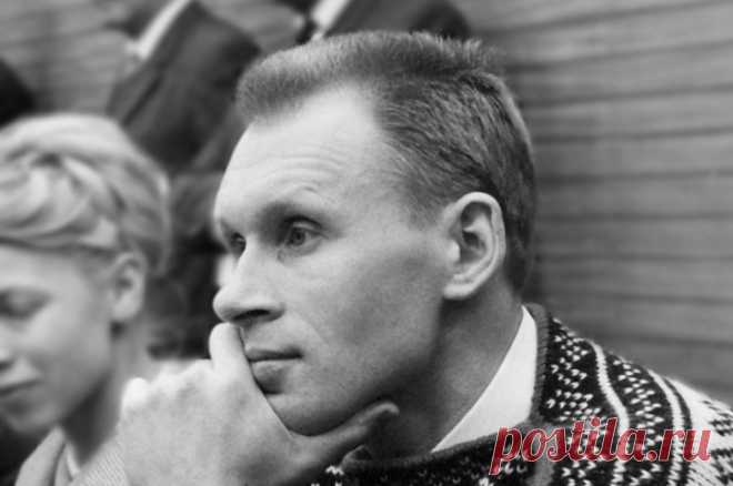 Олимпийского чемпиона Протопопова кремировали в Швейцарии. За год до смерти спортсмен заявил, что хочет быть похоронен рядом с прахом жены в Санкт-Петербурге.