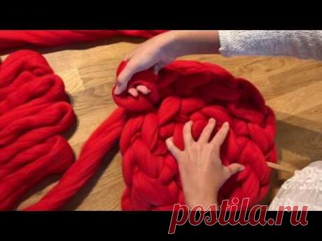 Tricotez votre panier pour chat avec les mains sans aiguille en laine 100% mérinos