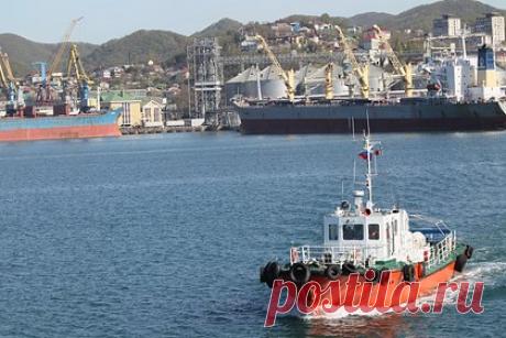 Власти предупредили о громких звуках в Туапсе. В Туапсе жители в ближайшее время могут услышать громкие звуки в связи с проведением учебных стрельб. Об этом предупредила районная администрация в Telegram-канале. «В акватории морского порта Туапсе силами Новороссийской военно-морской базы будет проводиться проверка практических действий», — говорится в сообщении.