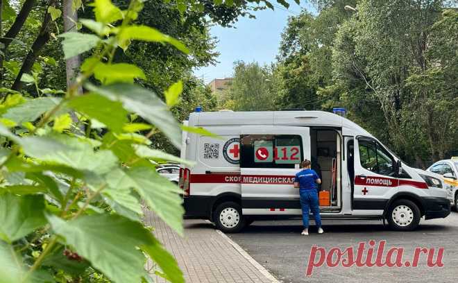 В Сочи погибла еще одна женщина при ударе БПЛА. В Сочи две женщины погибли в Адлерском районе при падении обломков дрона. Еще 11 человек пострадали, четверо госпитализированы