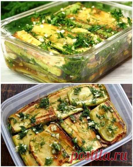 Вкуснее вы еще не ели. Кабачки «Особенные» уже готовят так все мои знакомые
 Ингредиенты

кабачки, 2 – 3 шт;
укроп, петрушка и другая зелень, чеснок по вкусу;
лимонный сок, 3 – 4 ст.л;
соль.

Процесс приготовления

Кабачки режем на две части, потом на пластины. Тонко резать не нужно, пусть будут около 0.7 см.
Обжариваем с двух сторон до румяности
Измельчаем зелень, чеснок и смешиваем с лимонным соком и солью.
В емкость укладываем обжаренные ломтики кабачков, пересыпаем каж...