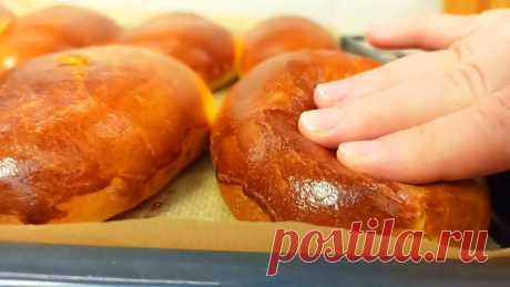 Я не нашла таких вкусных пирожков ни в одной пекарне! Другие теперь и пробовать не хочется |... Рецепт: Молоко (теплое) - 200 мл. Дрожжи - 7 гр. сухих или 20 гр. сырых Сахар - 70 гр. Растопленное сливочное масло - 70 гр. Яйца - 2 шт. Ванилин по вкусу Соль - 1/2 ч.л Мука - 550 - 600 гр., муку...