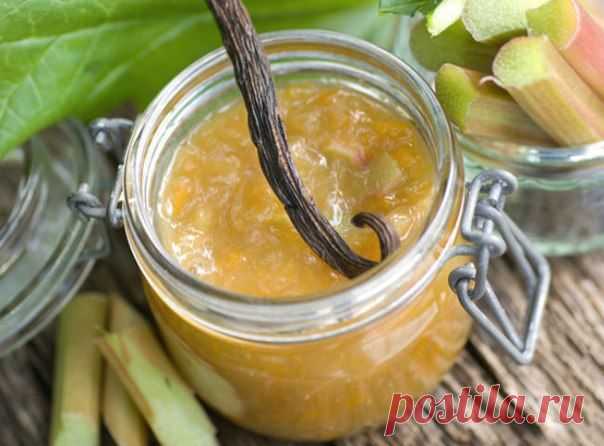 Сладкие десерты из кислого ревеня