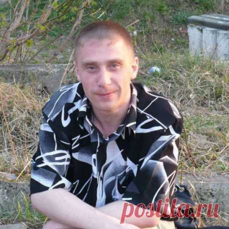 Под Красноярском погиб полицейский, заслонивший от выстрела девушку - 17 декабря под Красноярском в городе Дивногорск во время исполнения служебных обязанностей погиб старший сержант полиции Денис Сумин. Правоохранитель заслонил собой 19-летнюю девушку, в которую стрелял из охотничьего ружья отчим.