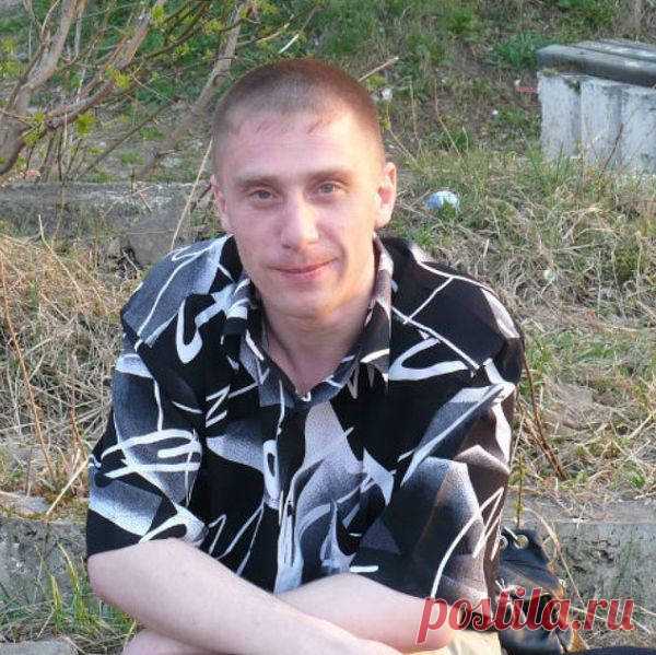 Под Красноярском погиб полицейский, заслонивший от выстрела девушку - 17 декабря под Красноярском в городе Дивногорск во время исполнения служебных обязанностей погиб старший сержант полиции Денис Сумин. Правоохранитель заслонил собой 19-летнюю девушку, в которую стрелял из охотничьего ружья отчим.