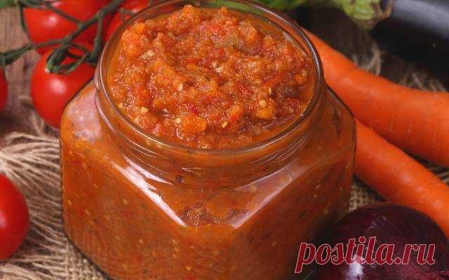 Икра из баклажанов и помидоров с чесноком на зиму