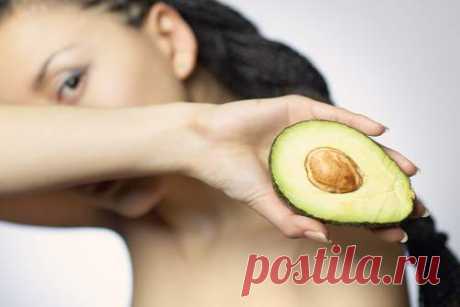 Обязательные для кожи минералки и антиоксиданты? Завершающий месяц зимы – едва ли не самое сложное время и психологически / эмоционально, и физически. Всем нам уже порядком поднадоели холод, слякость, отсутствие солнца, несколько нездоровый вид кожи, лишние кило, которые накопились за праздники и совершенно не собираются сдавать свои позиции. И вообще, уже хочется, чтобы в воздухе пахнуло весной, солнцем, подснежниками и романтикой:) Но пока до этого еще целый месяц, будем...