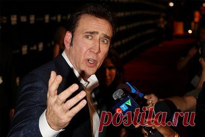 Николас Кейдж призвал есть жуков во имя всеобщего блага. Американский актер Николас Кейдж предположил, что диета из насекомых могла бы решить глобальную проблему голода, однако признал, что люди на это никогда не пойдут. Артист может судить об этом на собственном опыте, так как 35 лет назад съел живого таракана на съемках «Поцелуя вампира».