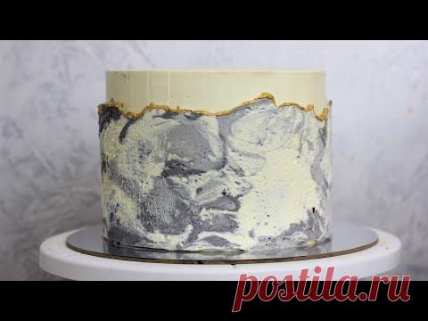Мраморный торт. НЕОБЫЧНОЕ УКРАШЕНИЕ ТОРТА. Как украсить торт под мрамор. Украшаем торт без насадок Видео Привет друзья, сейчас набирает популярность мраморное оформление торта. Я решила  раскрыть вам секреты такого украшения? чтобы вы могли с легкостью по — Смотреть на imperiya.by