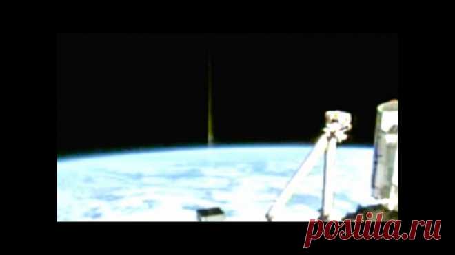 С борта МКС сняли видео, на котором НЛО взлетает с Земли
