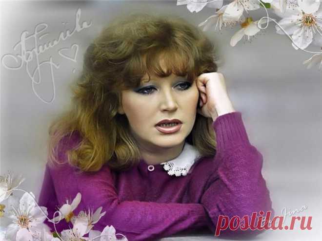 Алла Пугачёва.