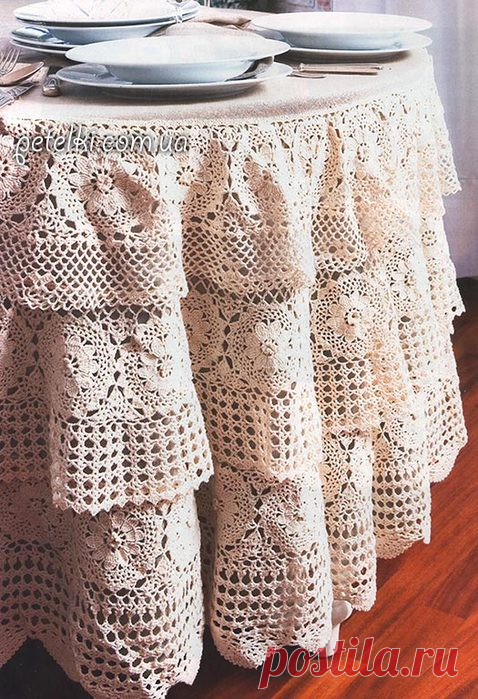 Шикарная скатерть ярусами