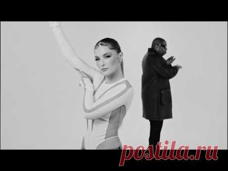 Скачать клип Minelli x Busta Rhymes - Azucar (2025) бесплатно