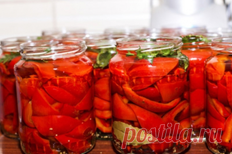 Болгарский перец с чесноком на зиму пошаговый рецепт Этот отличный болгарский перец дополнит ваши заготовки. Эта закуска считается самостоятельной и её можно использовать для любого первого и второго блюда