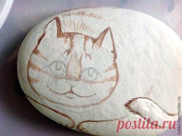 ​Котики на камушках