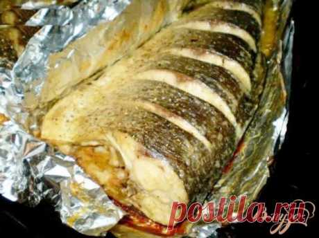 Маринованная рыба, запеченная в фольге.