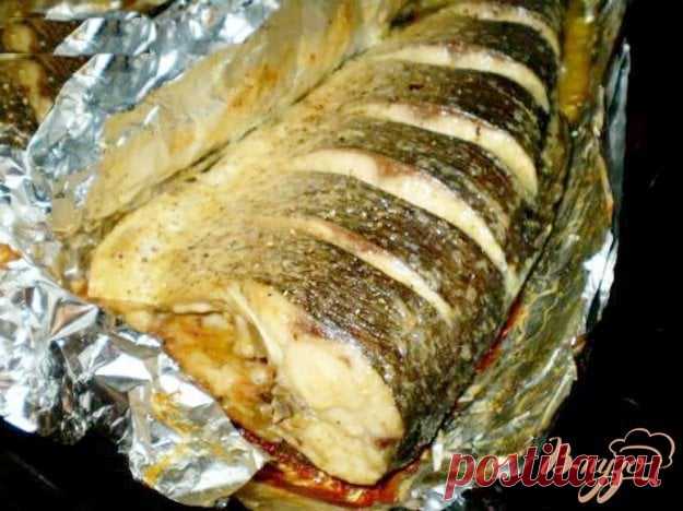 Маринованная рыба, запеченная в фольге.