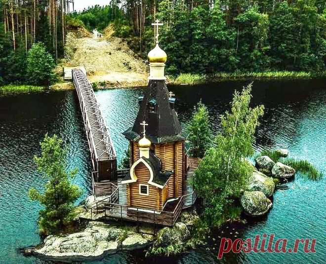 ЦЕРКОВЬ НА КАМНЕ, ЛЕНИНГРАДСКАЯ ОБЛАСТЬ, С. ВАСИЛЬЕВО.