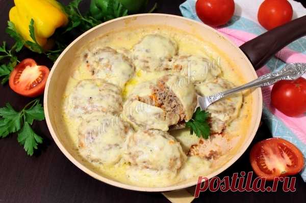 Мясные ежики в сметанном соусе на сковороде — рецепт с фото + отзывы