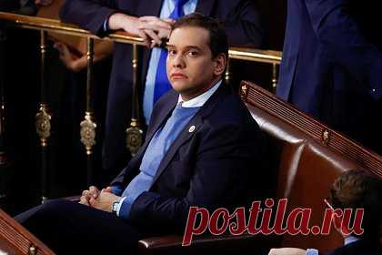 Совравший о своей биографии американский конгрессмен отказался уйти в отставку. Конгрессмен-республиканец Джордж Сантос отказался уйти в отставку после соответствующих призывов со стороны однопартийцев. Его обвинили в том, что его предвыборная кампания была построена на «лжи, уловках и на подтасовке фактов». Однако политик заявил, что оставлять пост не намерен.