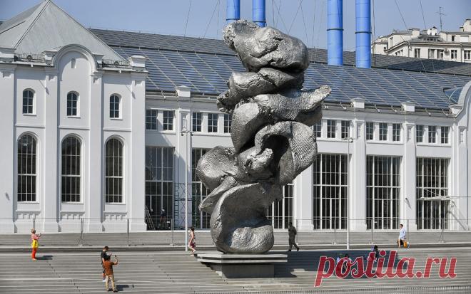 Эксперты оценили скульптуру глины на Болотной набережной в Москве. В скульптуре швейцарского художника Урса Фишера «Большая глина № 4», которую поставили в Москве напротив дома культуры «ГЭС-2» в центре Москвы, есть доля провокации, заявил РБК заслуженный архитектор России, академик Академии архитектурного наследия Андрей Анисимов.