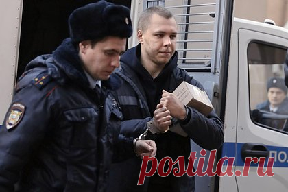 Волгоградец Журавель по совокупности получил 14 лет за госизмену и сожжение Корана