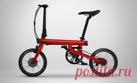 Xiaomi QiCycle сможет проехать на одном заряде 45 км Ранее в этом году китайская компания Xiaomi выпустила свой первый "умный" велосипед QiCycle R1, стоимостью $3 000. Сегодня же была представлена новая модель, получившая название QiCycle. В отличие от своего предшественника, новинка является электрическим велосипедом со складной конструкцией. За разработку отвечает основанный в этом году суббренд Mi Ecosystem, также известный как MIJIA. Велосипед оборудован мотором мощностью 250Вт,…