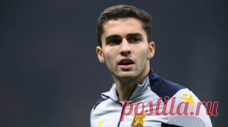 В «Реал Сосьедад» подтвердили, что Захарян пропустит матч с «Кадисом» из-за проблем со здоровьем. В пресс-службе «Реал Сосьедад» сообщили, что российский полузащитник Арсен Захарян не сможет принять участие в матче с «Кадисом». Читать далее